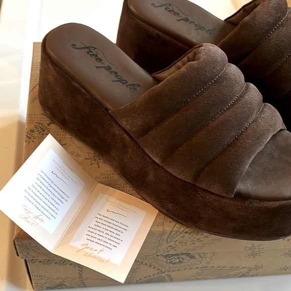 Free People Almost Paradise Platform Sandal in Sunbaked Brown Suede Slide New - Picture 8 of 9